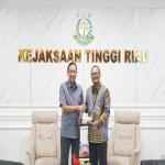 Pertamina Patra Niaga Regional Sumbagut dan Kejati Riau Perkuat Sinergi Jaga Keandalan Distribusi Energi